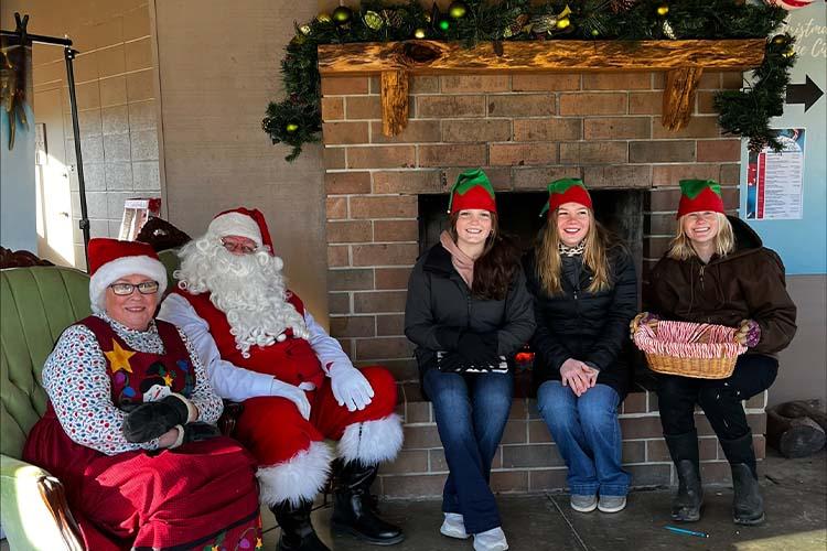 volunteers in downtown webster city